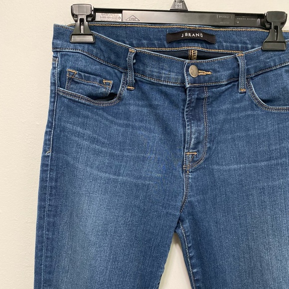 J Brand Mid Rise Skinny Jean with cuts Size 28 - Picture 4 of 7